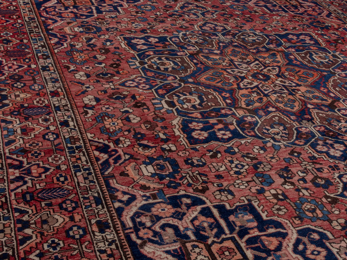 CAN_4710 - 10'3" x 12'8"