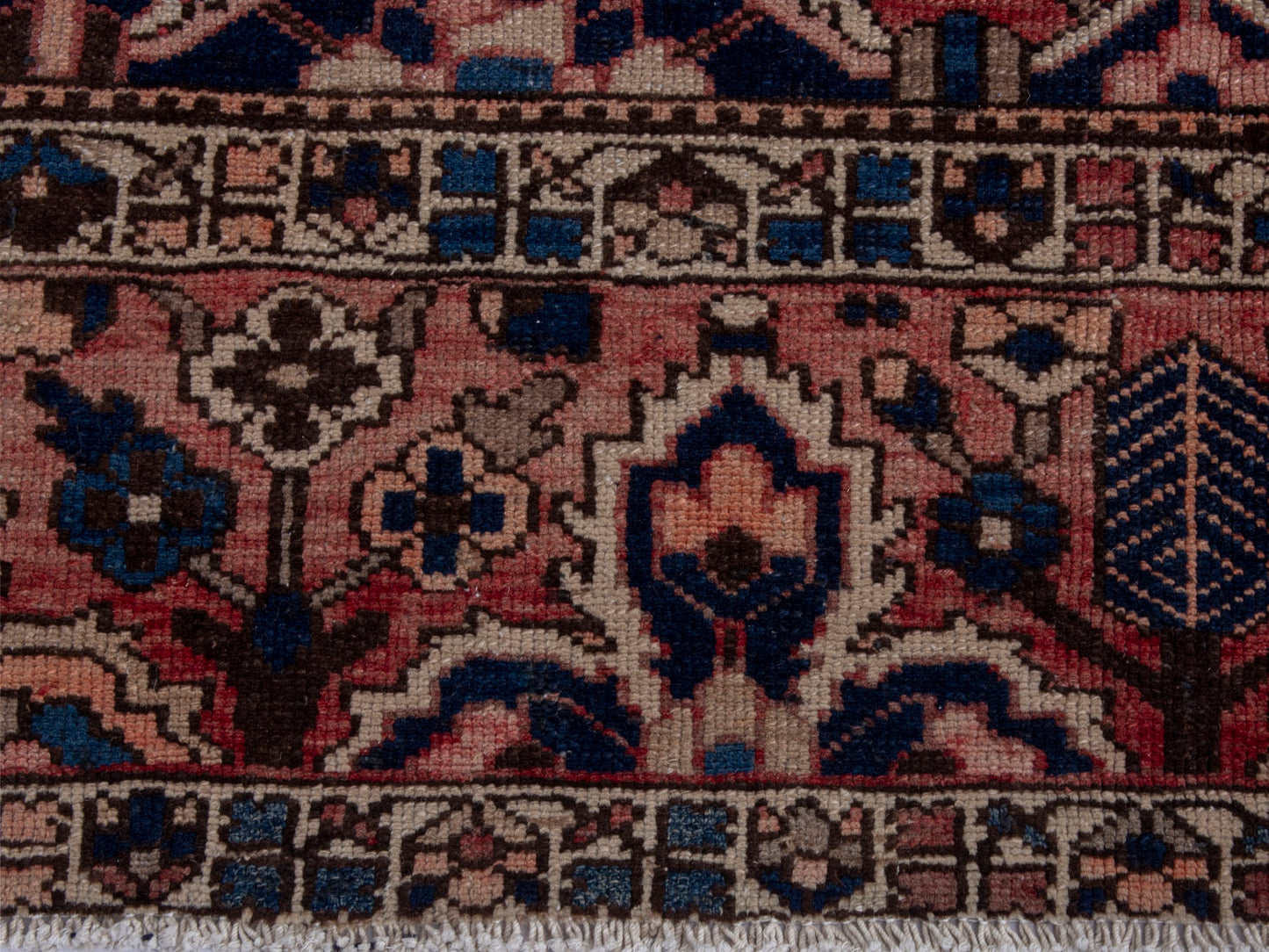 CAN_4710 - 10'3" x 12'8"