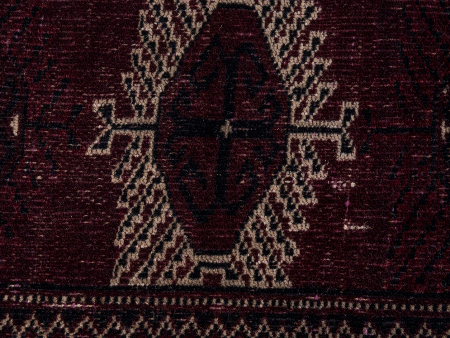 CAN_4730 - 10'10" x 13'1"
