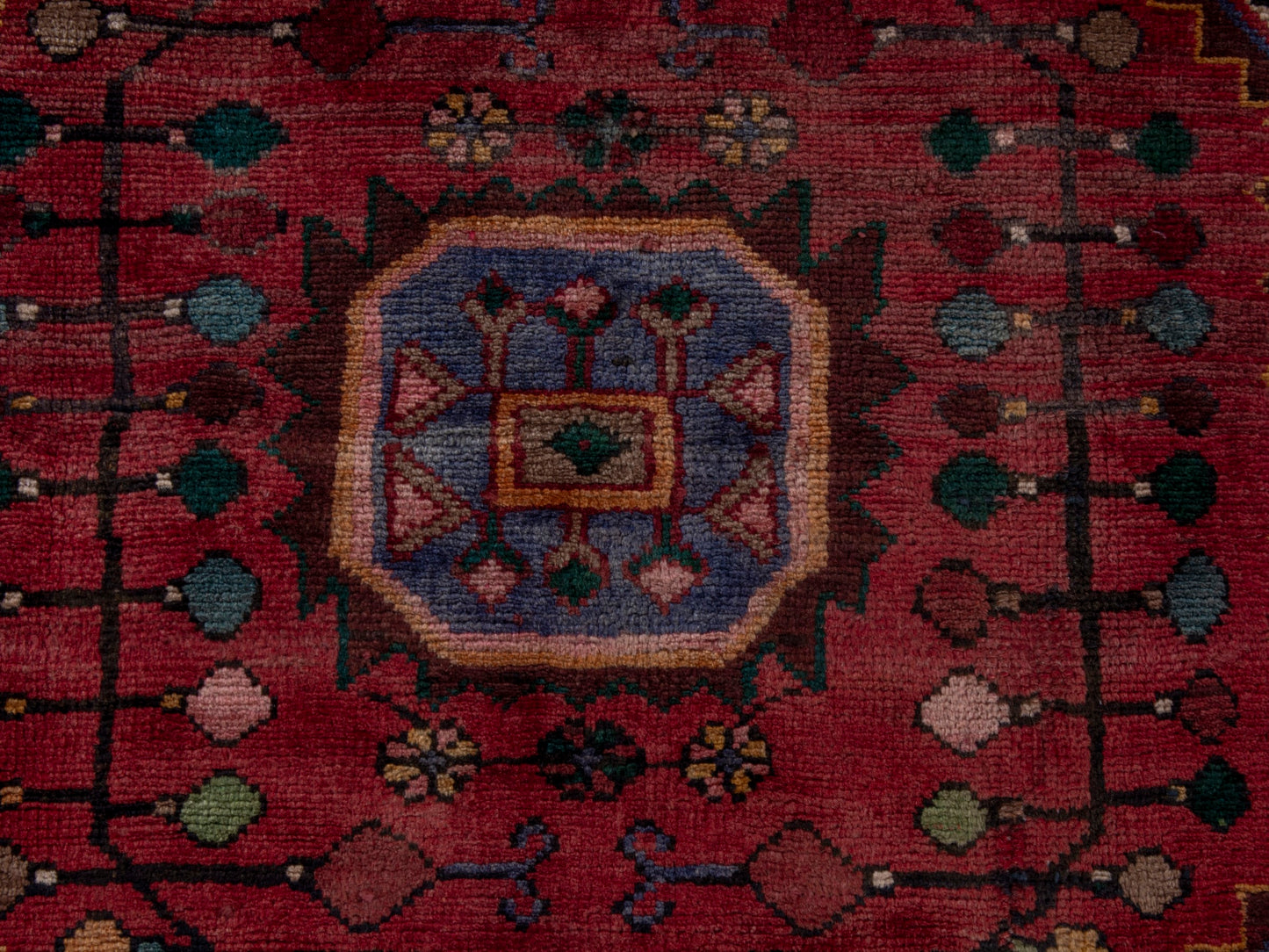 CAN_4780 - 5'1" x 9'10"