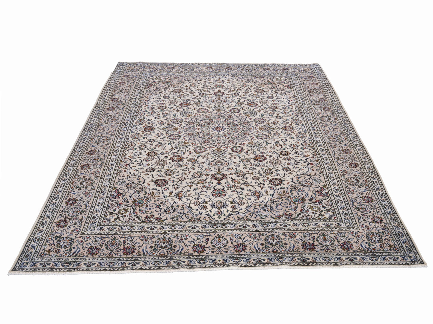 XL282 - 8'2" x 11'6"