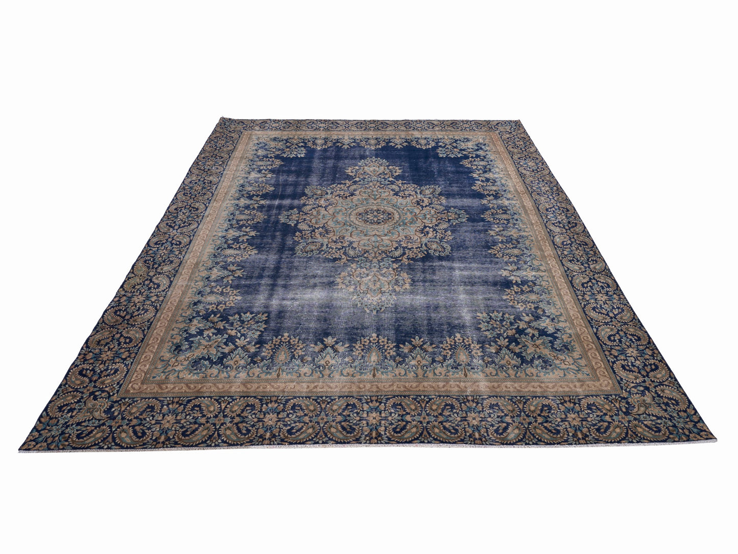 XL283 - 9'1" x 12'7"