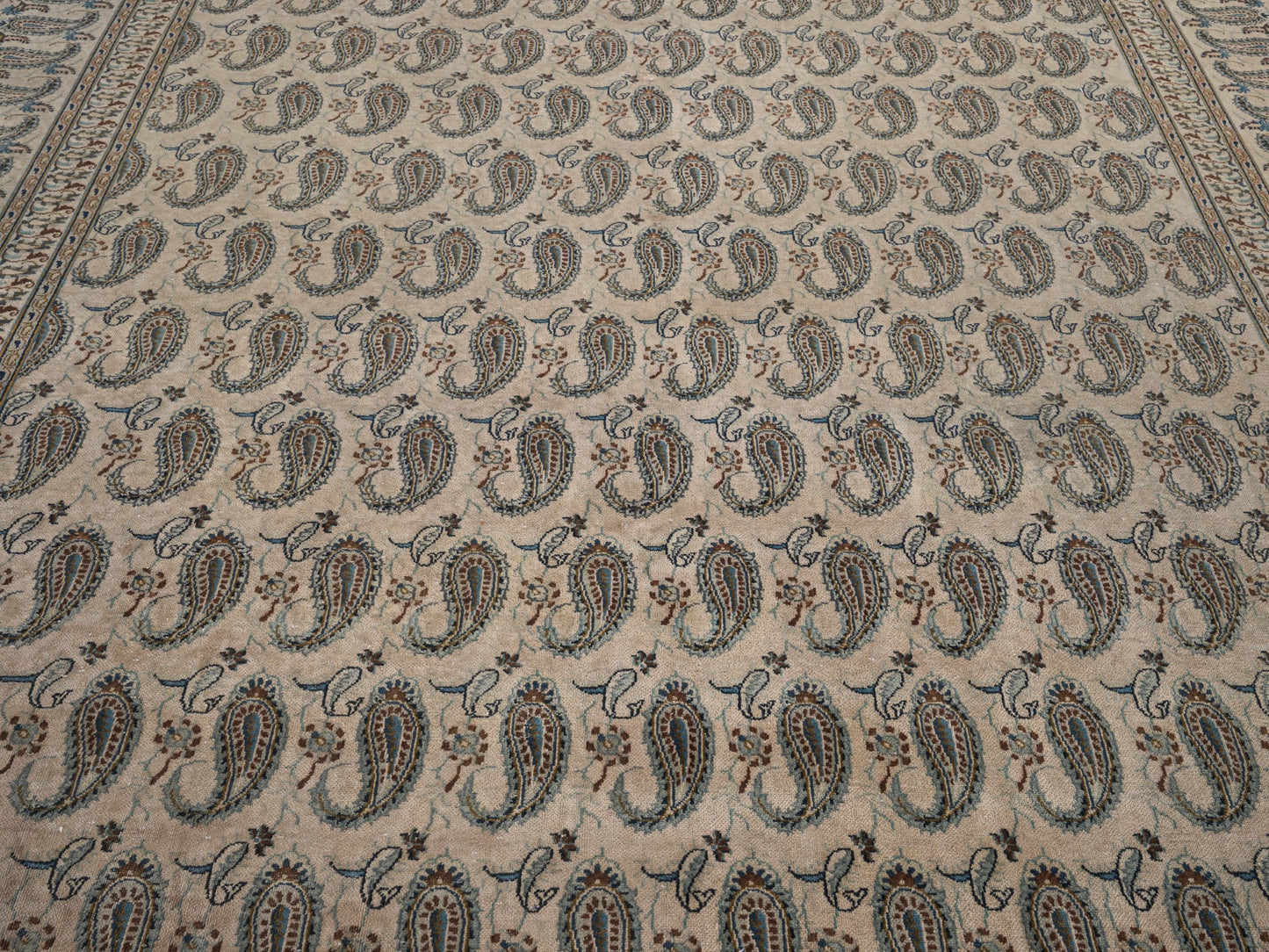 XL300 - 9' x 13'