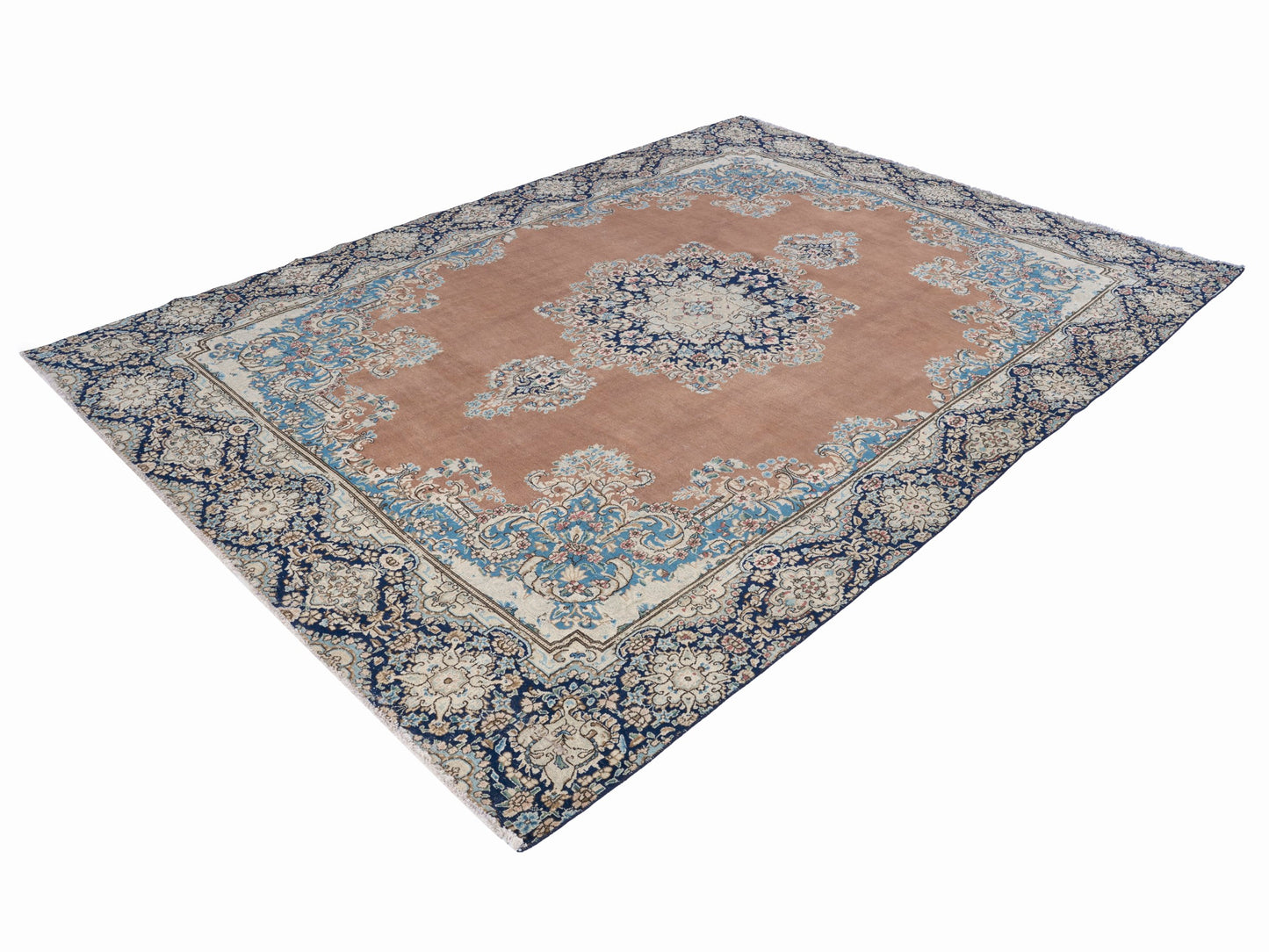 XL204 - 8'11" x 12'7"