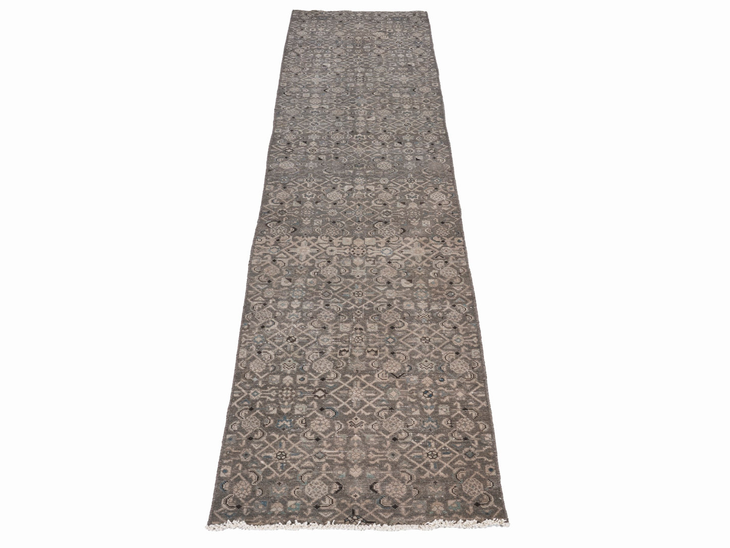 8437 - 2'7" x 12'8"