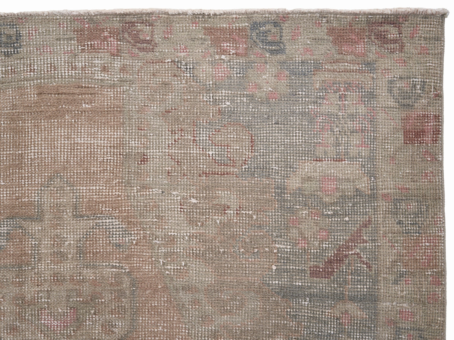7002 - 4' x 7'3"
