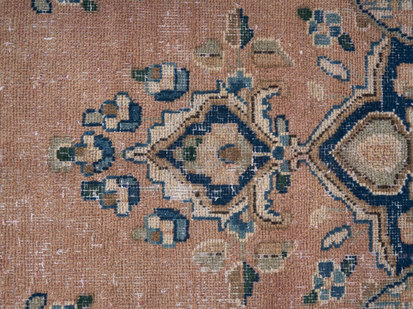 XL334 - 8'10" x 11'9"