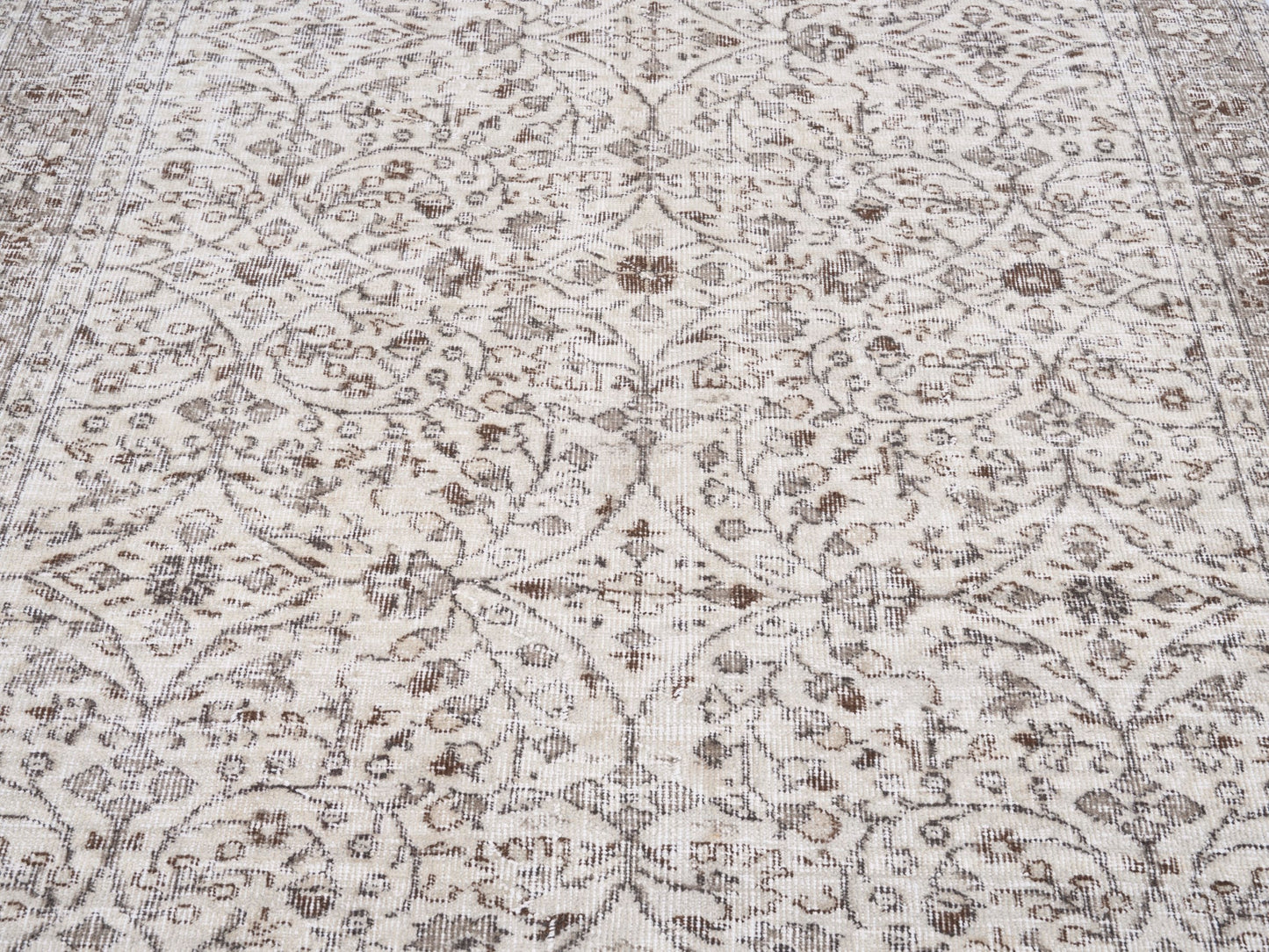 3464 - 5' x 8'3"