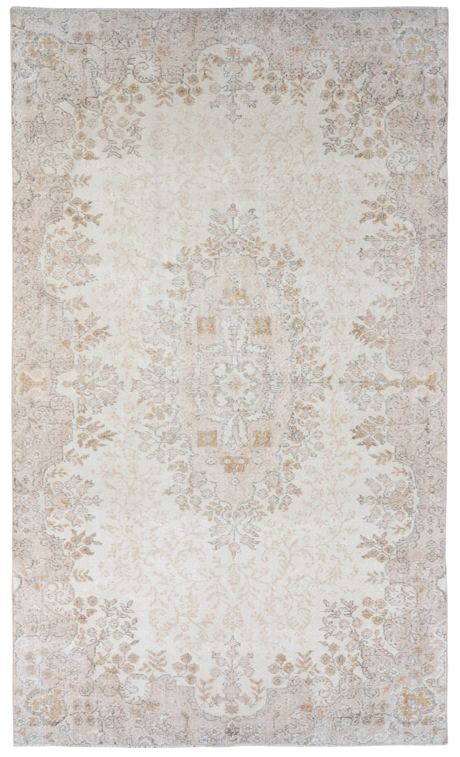 Ruggable 148296 Leyla Cream Vintage 2-1/2' x 7' Indoor/Outdoor