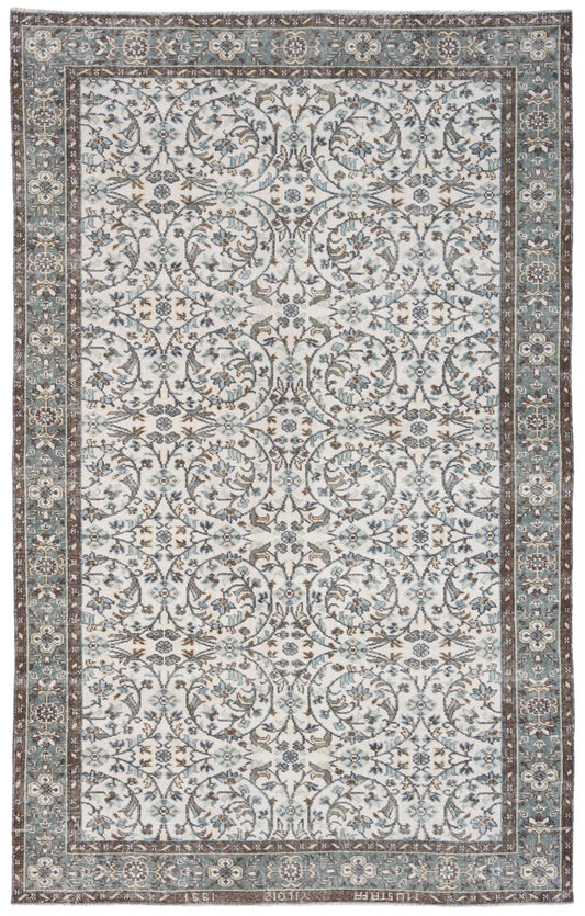 3239 - 6' x 9'5"