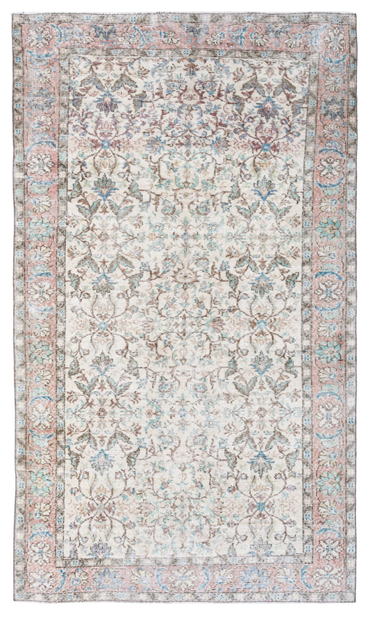 3334 - 4'11" x 8'4"