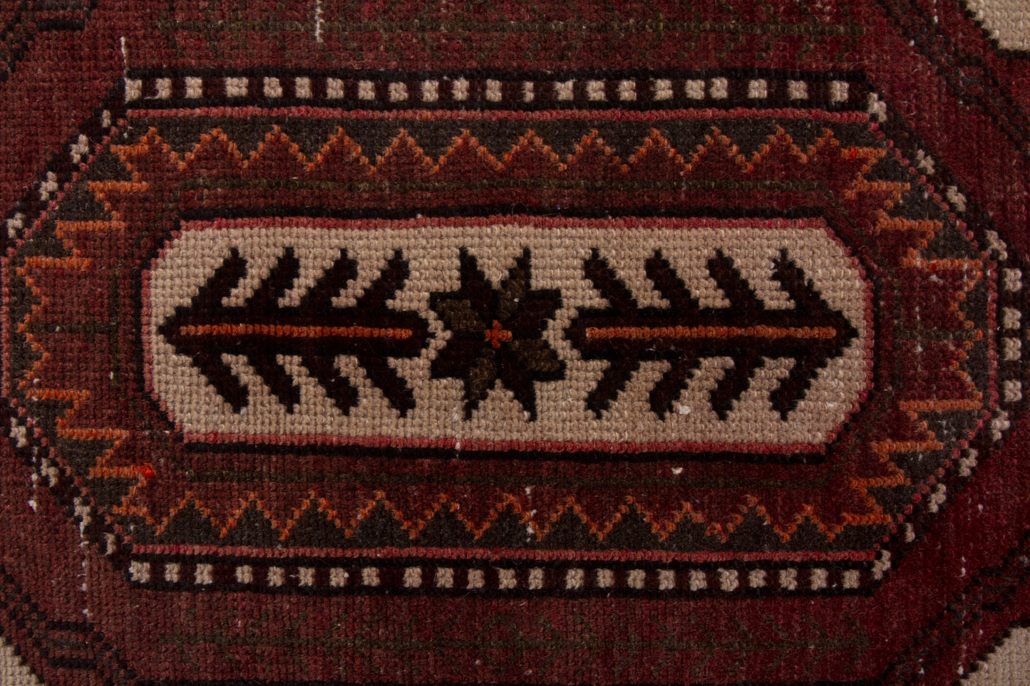 CAN_3921 - 2'2" x 3'11"