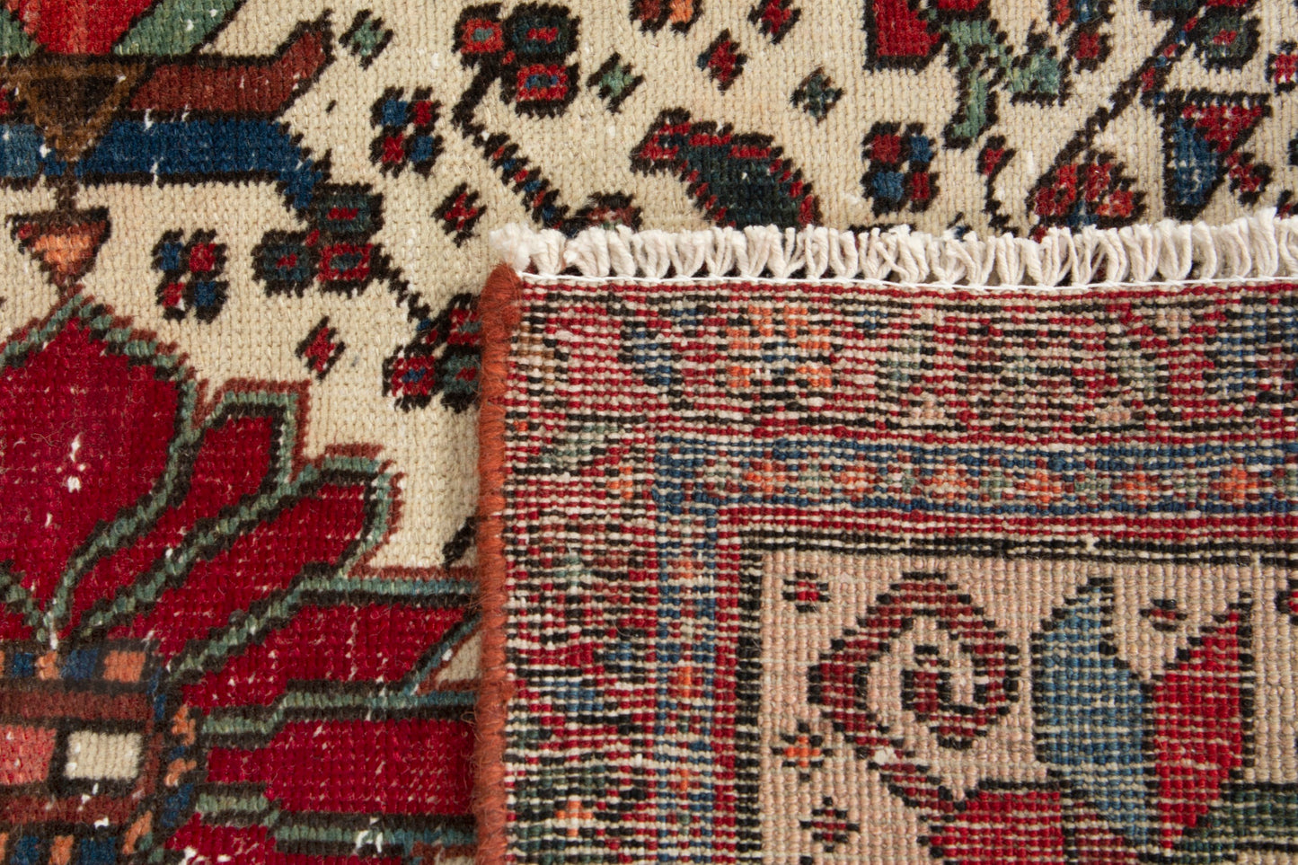 CAN_3925 - 2'2" x 3'6"