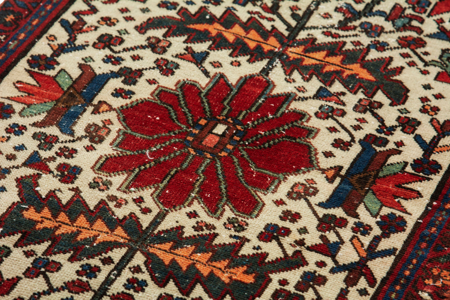 CAN_3925 - 2'2" x 3'6"