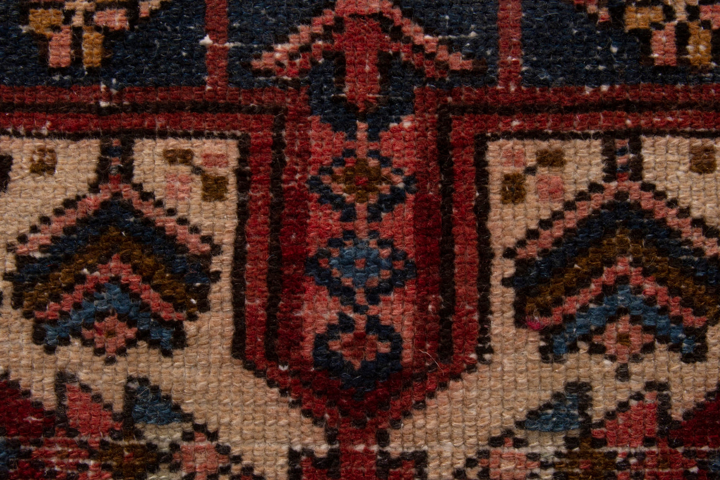 CAN_3936 - 3'1" x 5'9"