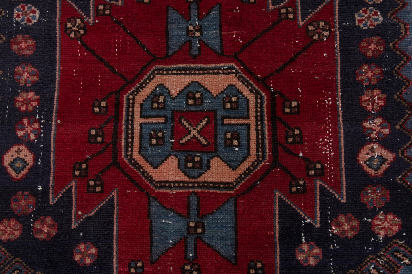 CAN_3954 - 2'6" x 5'3"