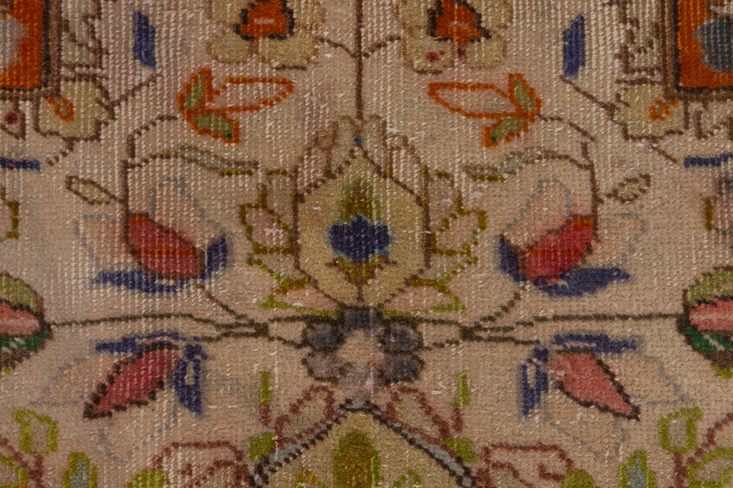 CAN_3996 - 3'5" x 4'10"