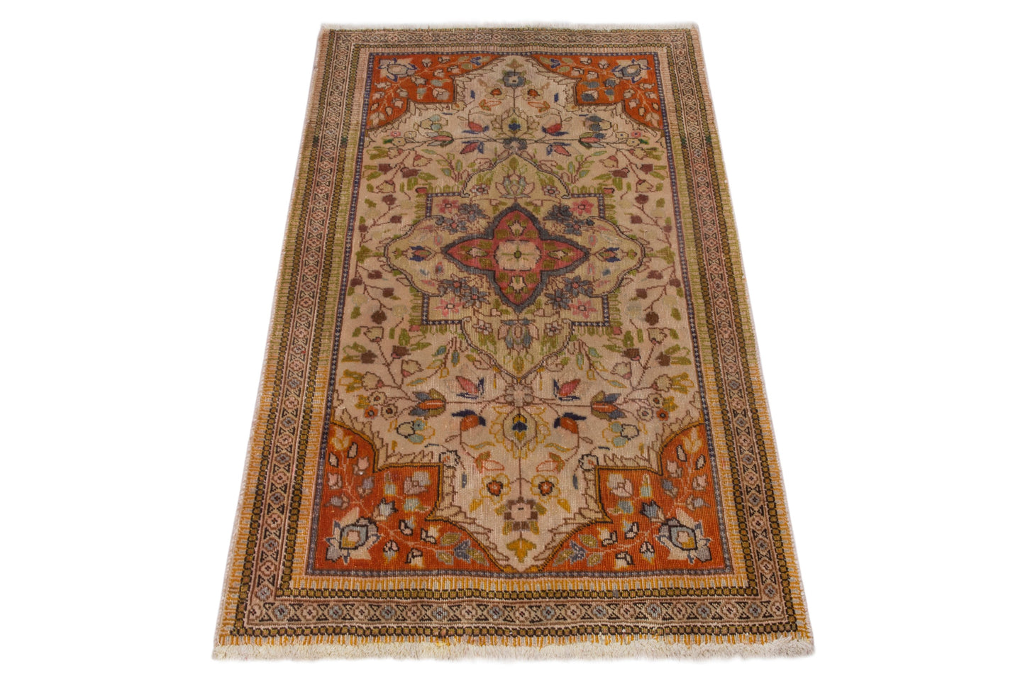 CAN_3996 - 3'5" x 4'10"