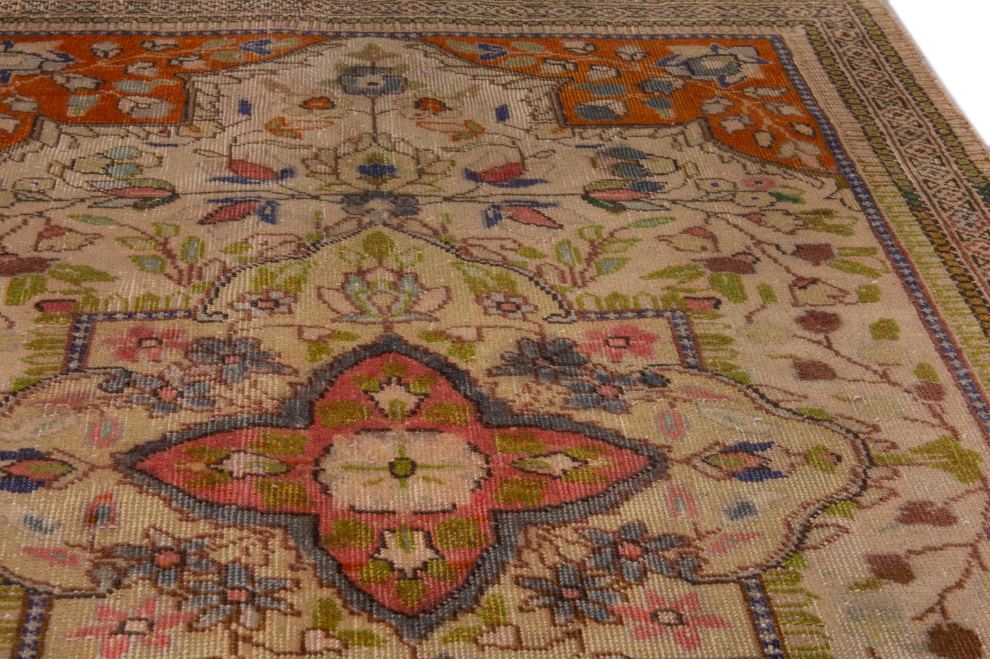 CAN_3996 - 3'5" x 4'10"