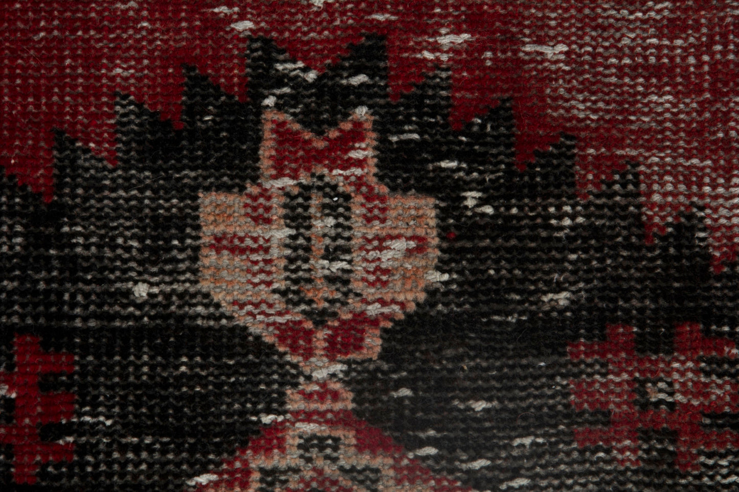 CAN_4009 - 2'5" x 5'3"