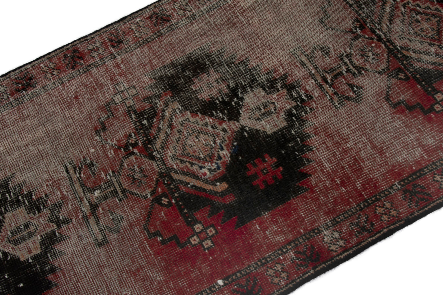 CAN_4009 - 2'5" x 5'3"