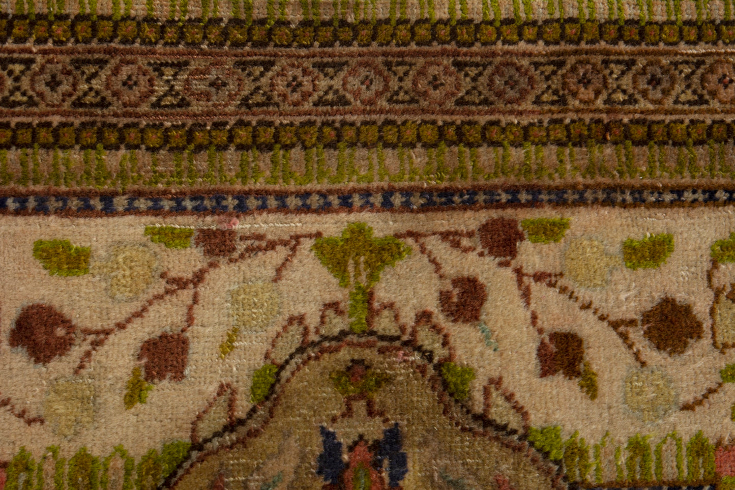 CAN_4012 - 3'1" x 5'