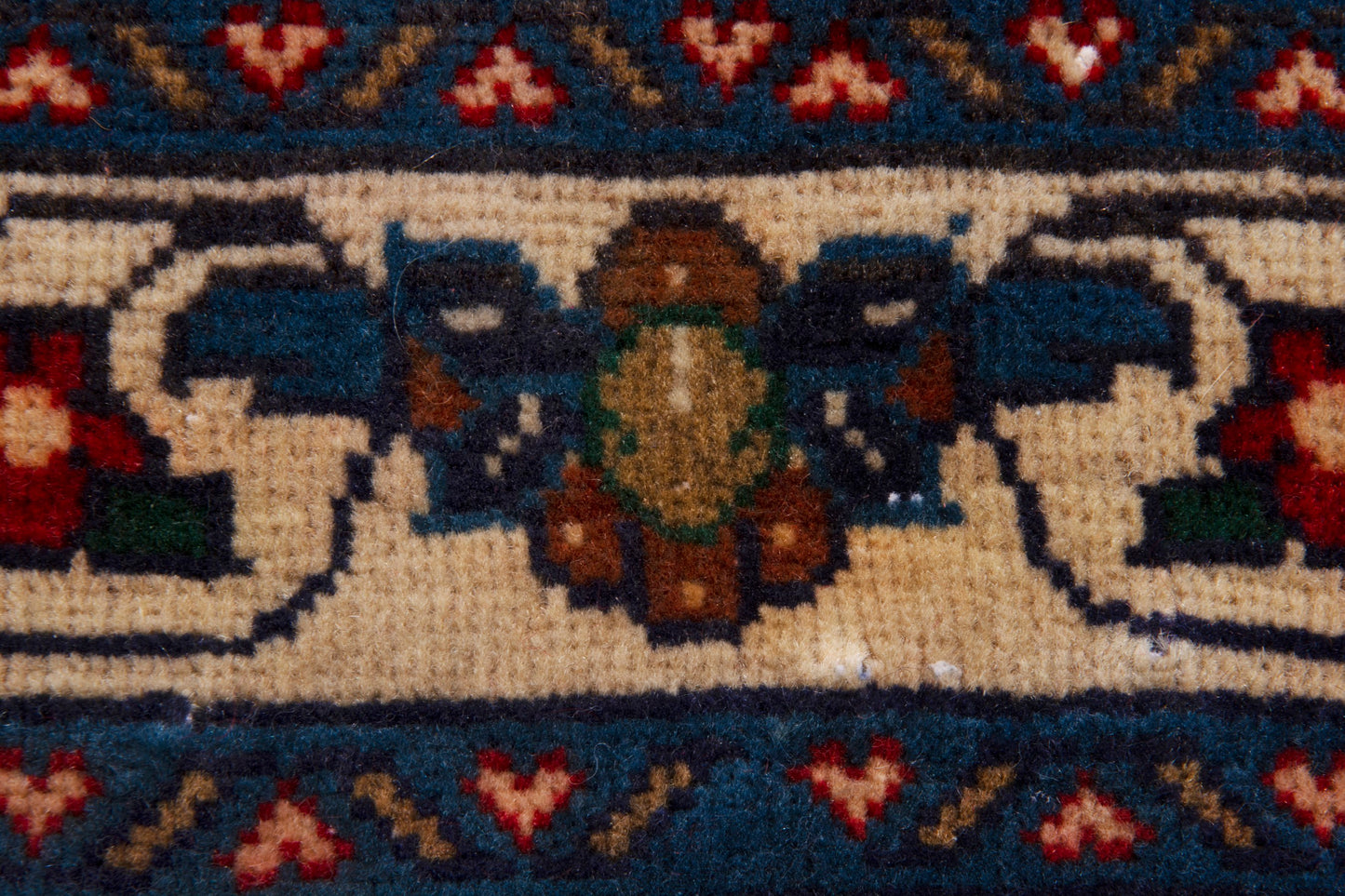 CAN_4017 - 2'7" x 7'1"