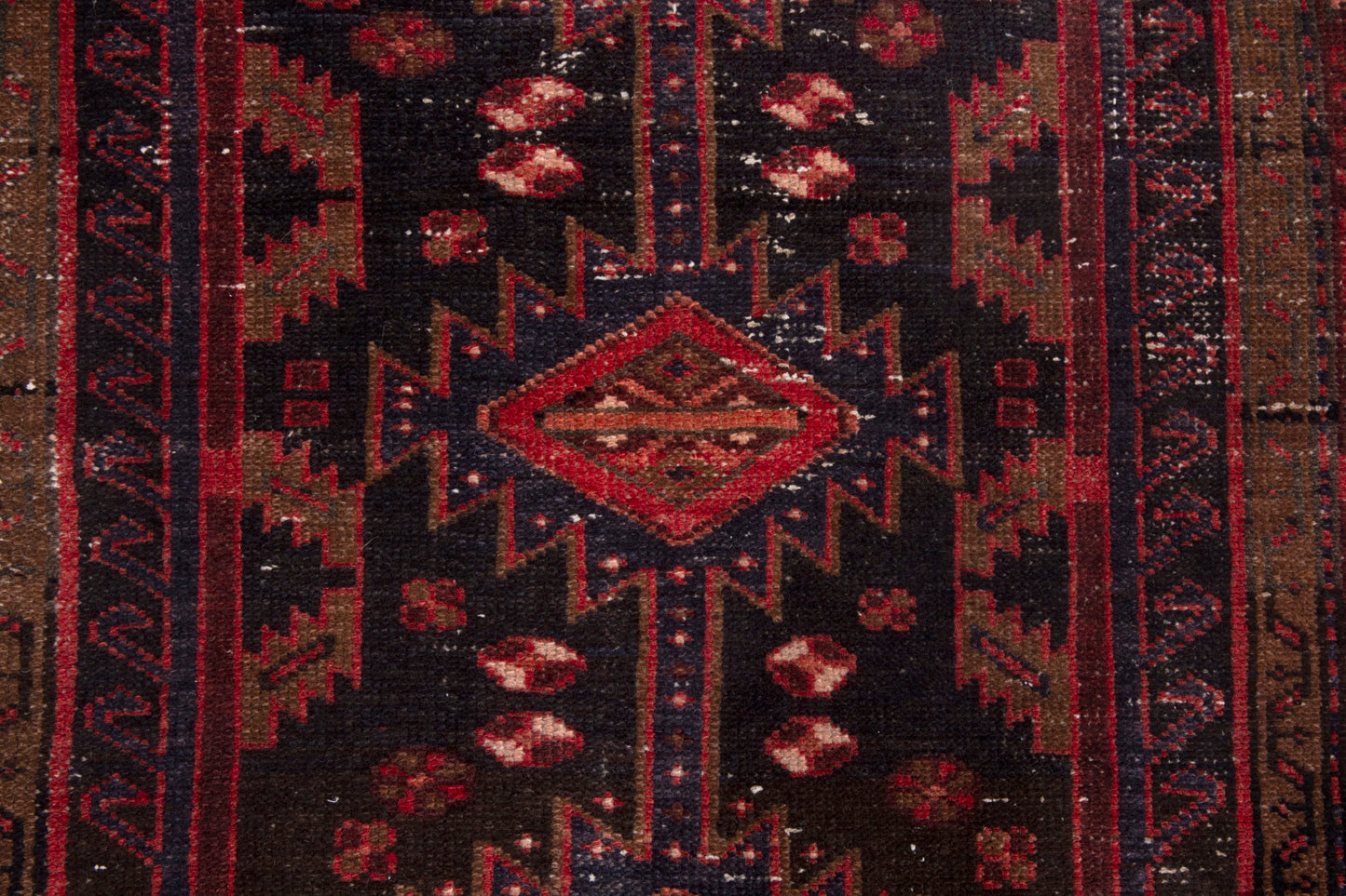CAN_4036 - 3'1" x 9'10"