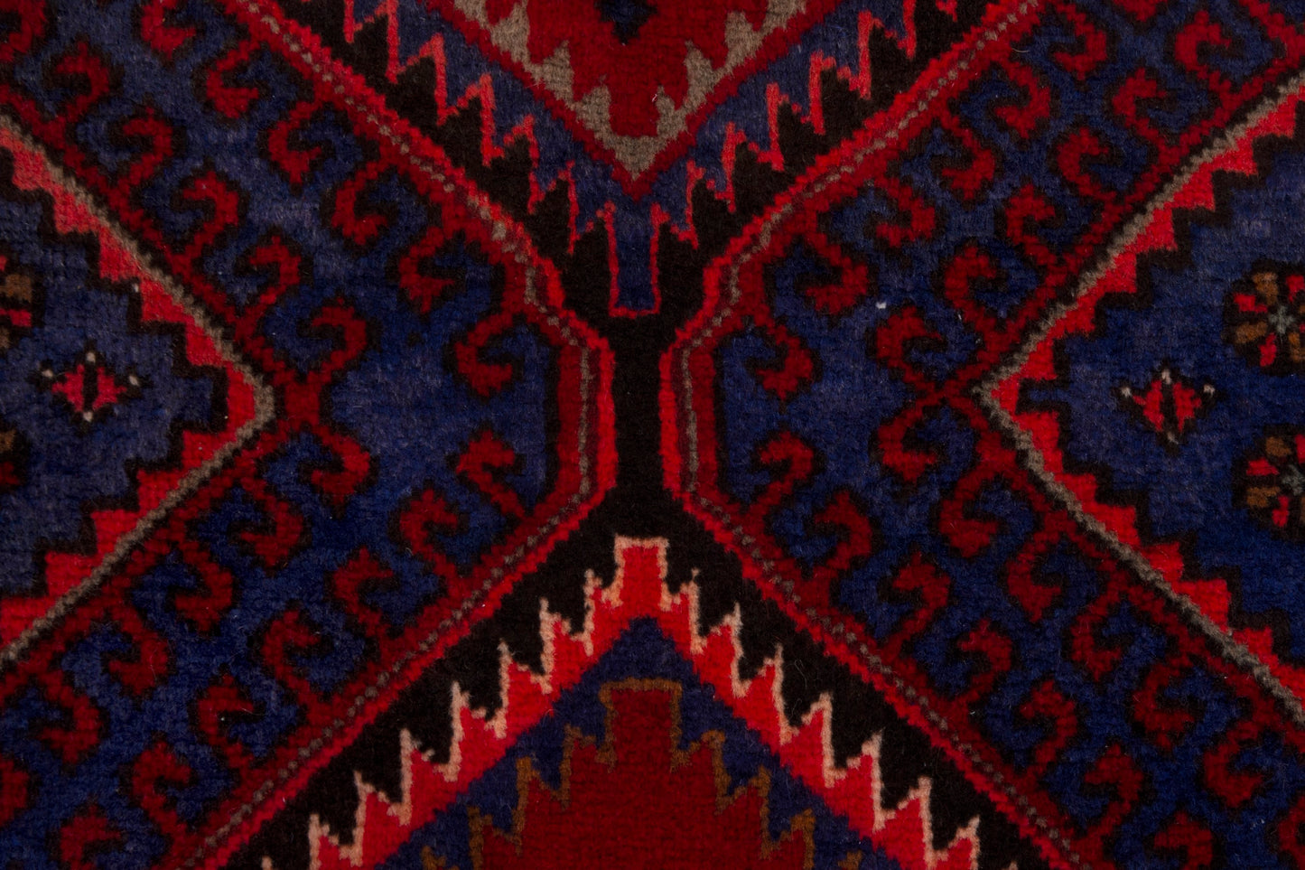 CAN_4038 - 3'7" x 9'11"