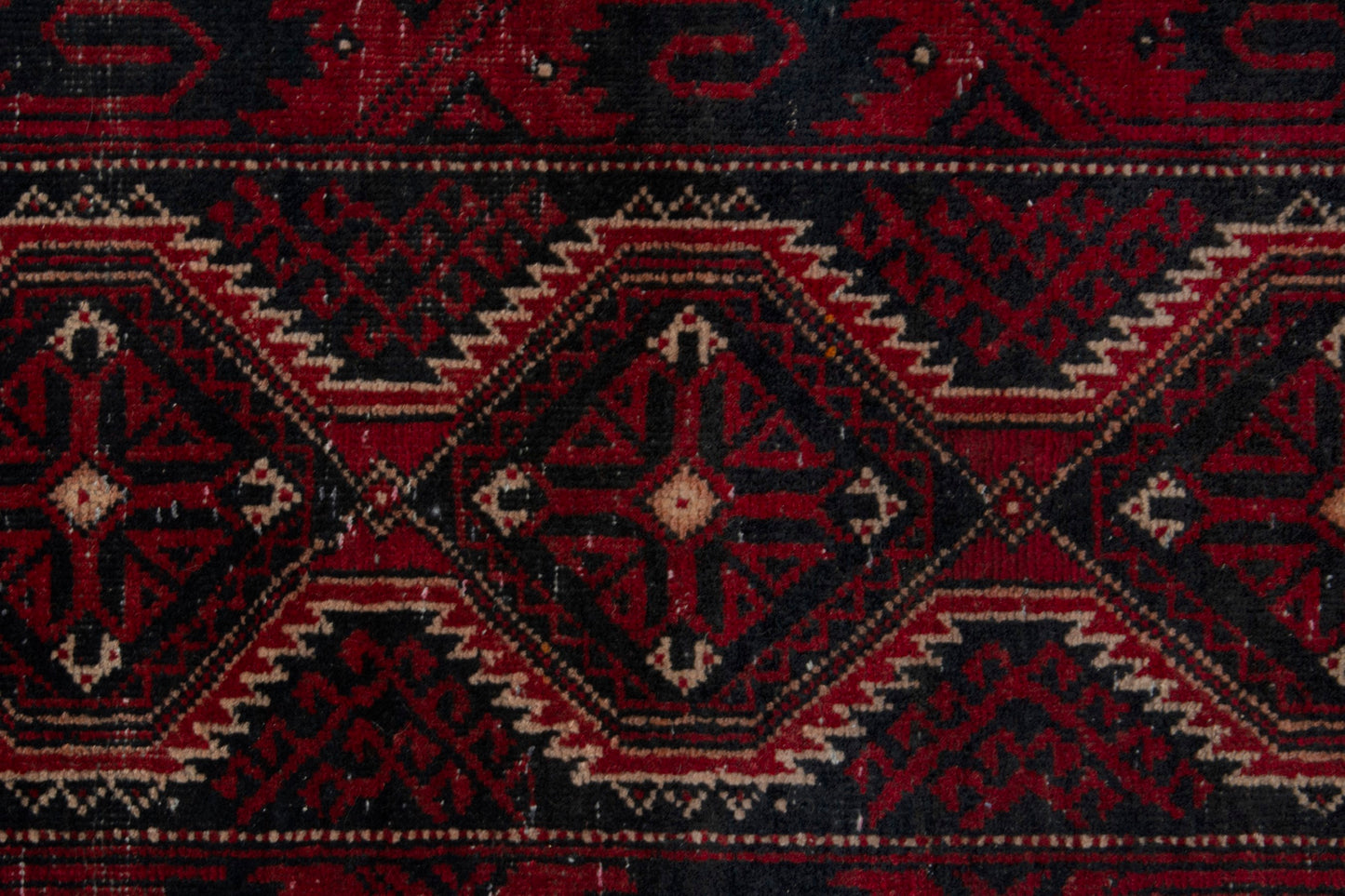 CAN_4050 - 1'8" x 5'9"