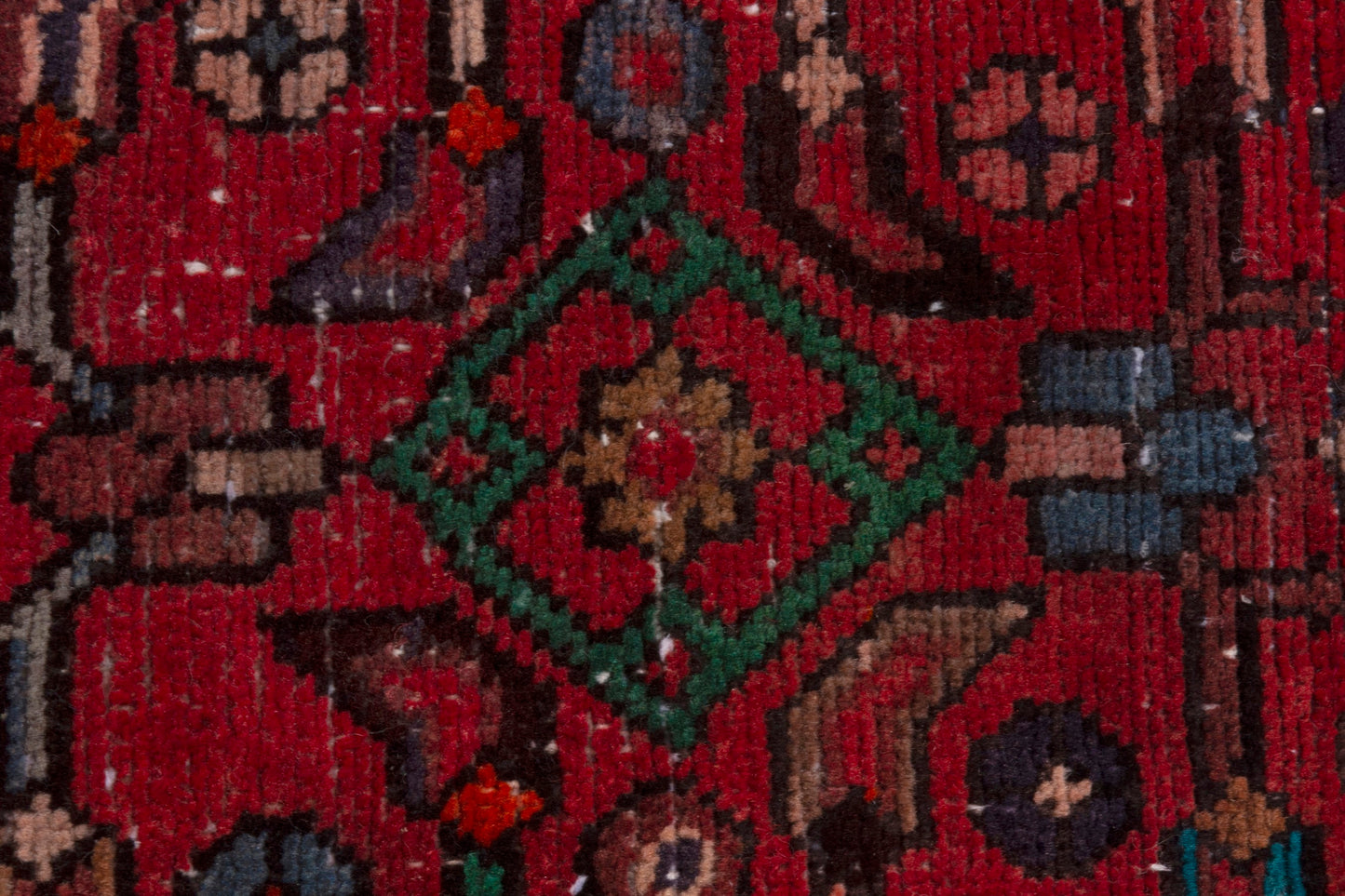 CAN_4058 - 1'10" x 12'5"