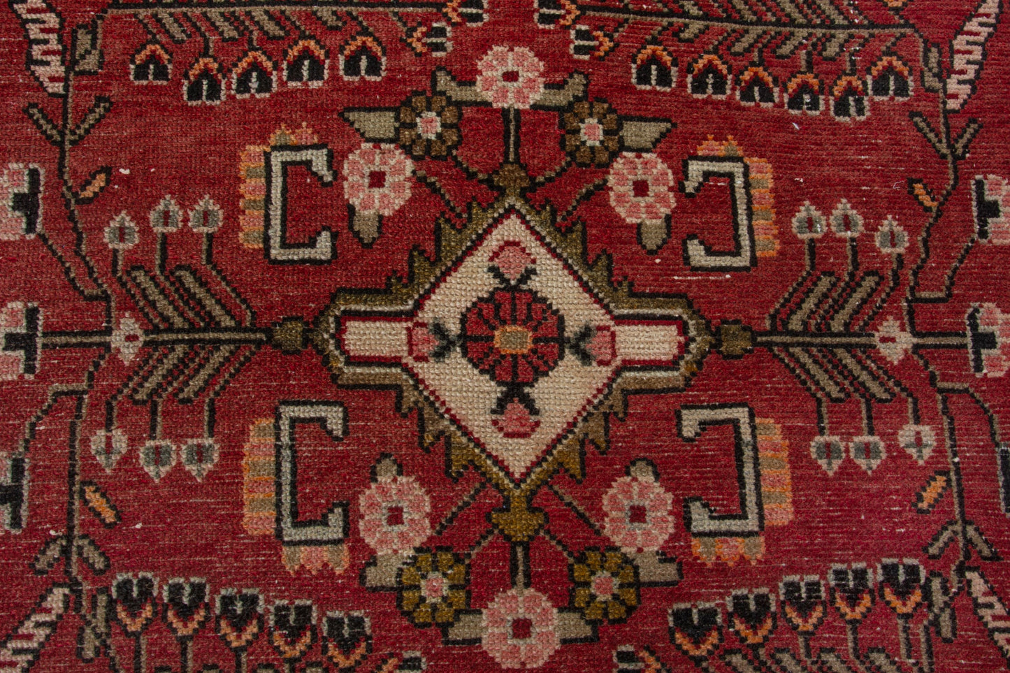 CAN_4072 - 2'10" x 10'7"