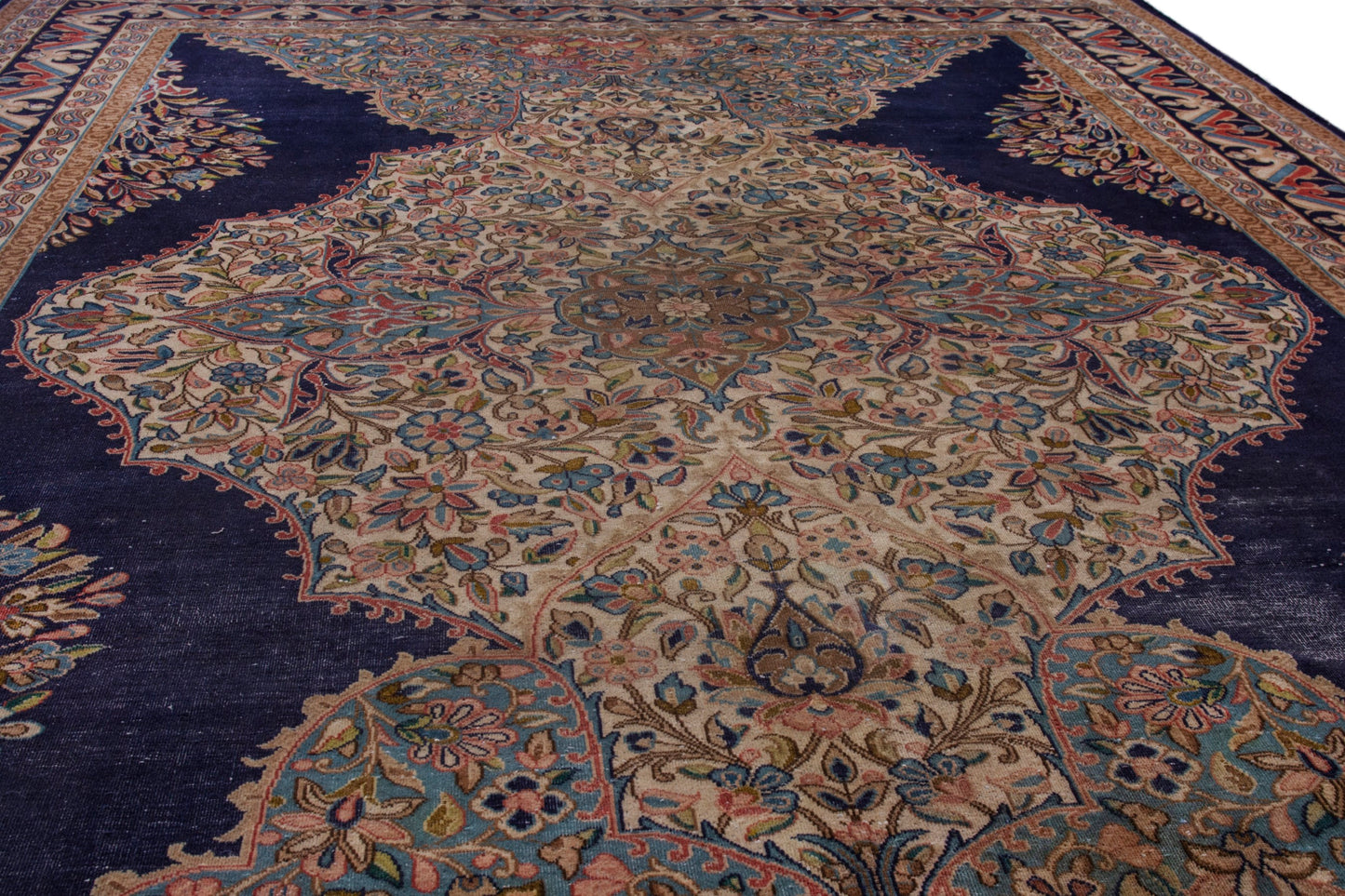 CAN_4087 - 7'1" x 9'10"