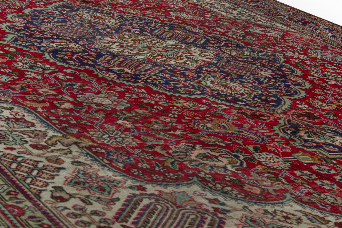 CAN_4096 - 7'10" x 11'3"