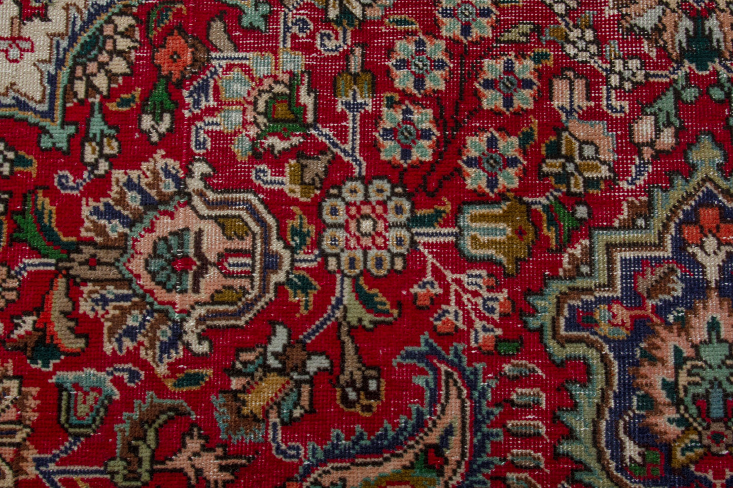 CAN_4096 - 7'10" x 11'3"