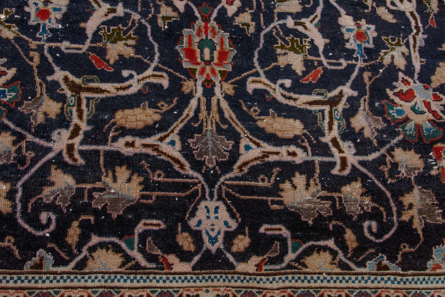 CAN_4102 - 7'1" x 10'4"