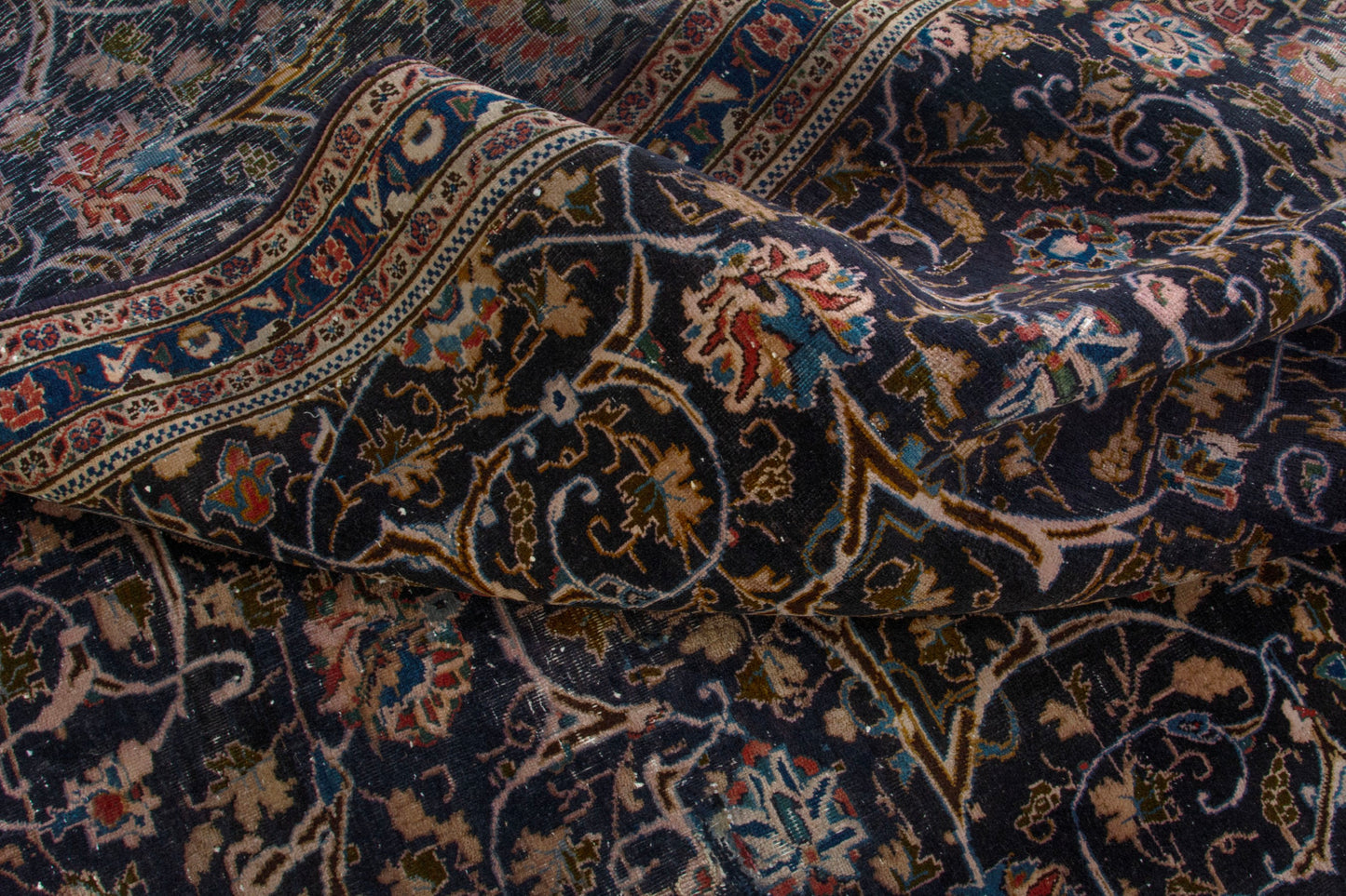 CAN_4102 - 7'1" x 10'4"