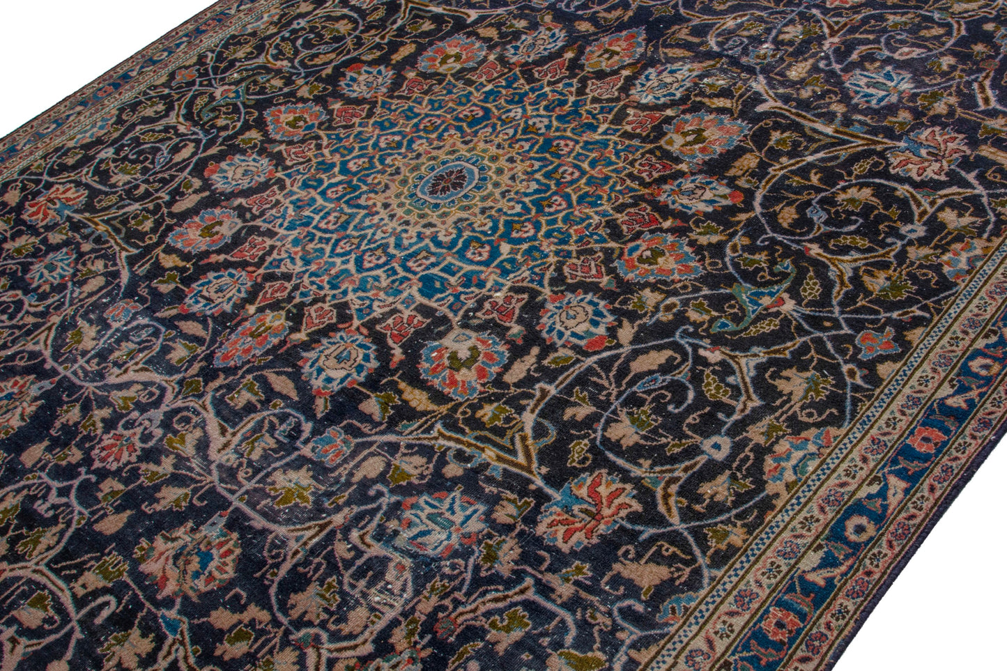 CAN_4102 - 7'1" x 10'4"