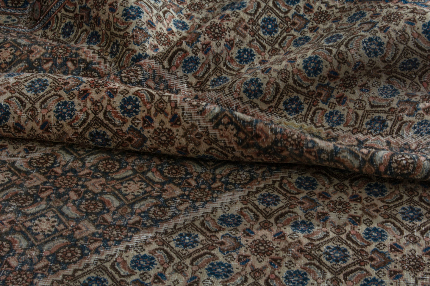 CAN_4104 - 8'10" x 12'6"