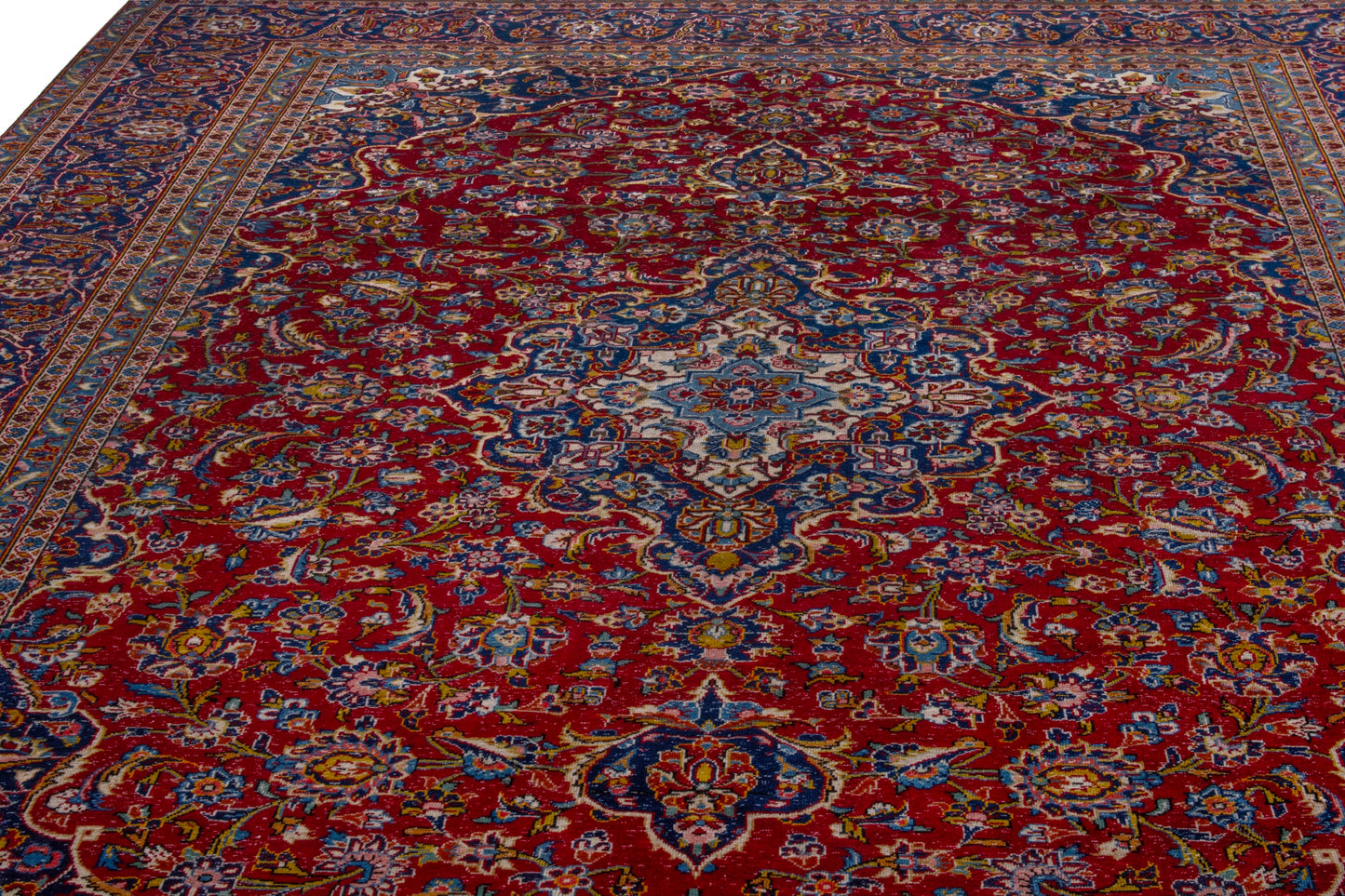 CAN_4113 - 8'4" x 11'2"