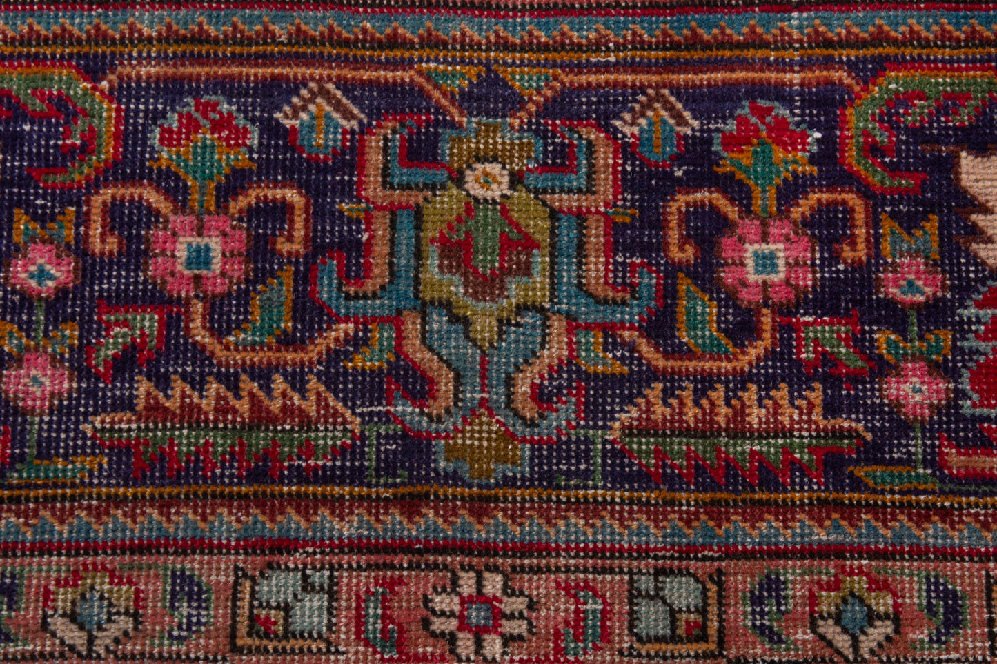 CAN_4129 - 9'7" x 12'8"
