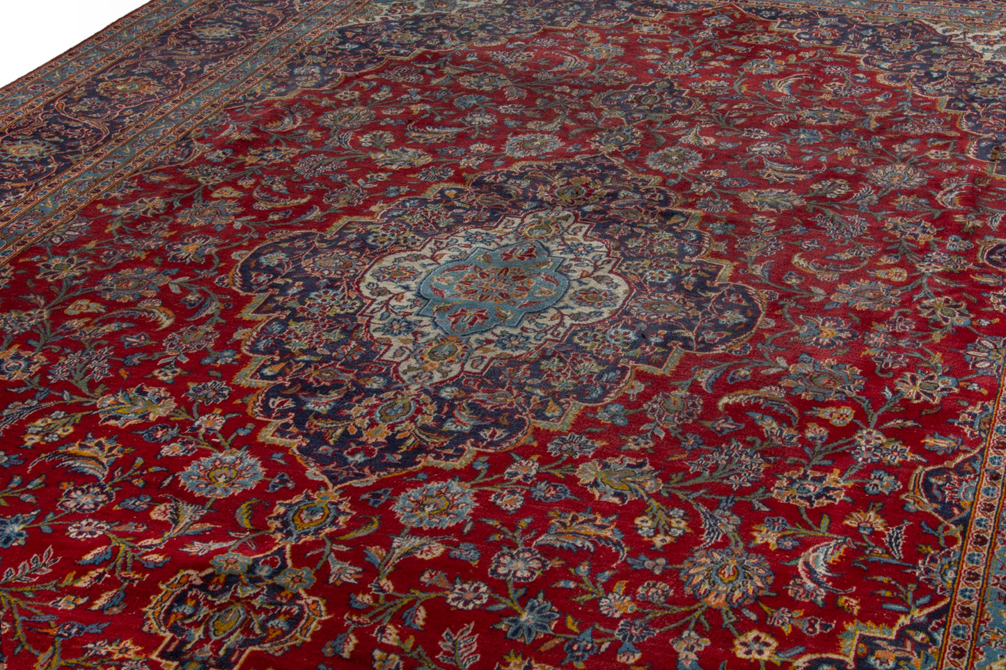 CAN_4131 - 9'10" x 14'7"