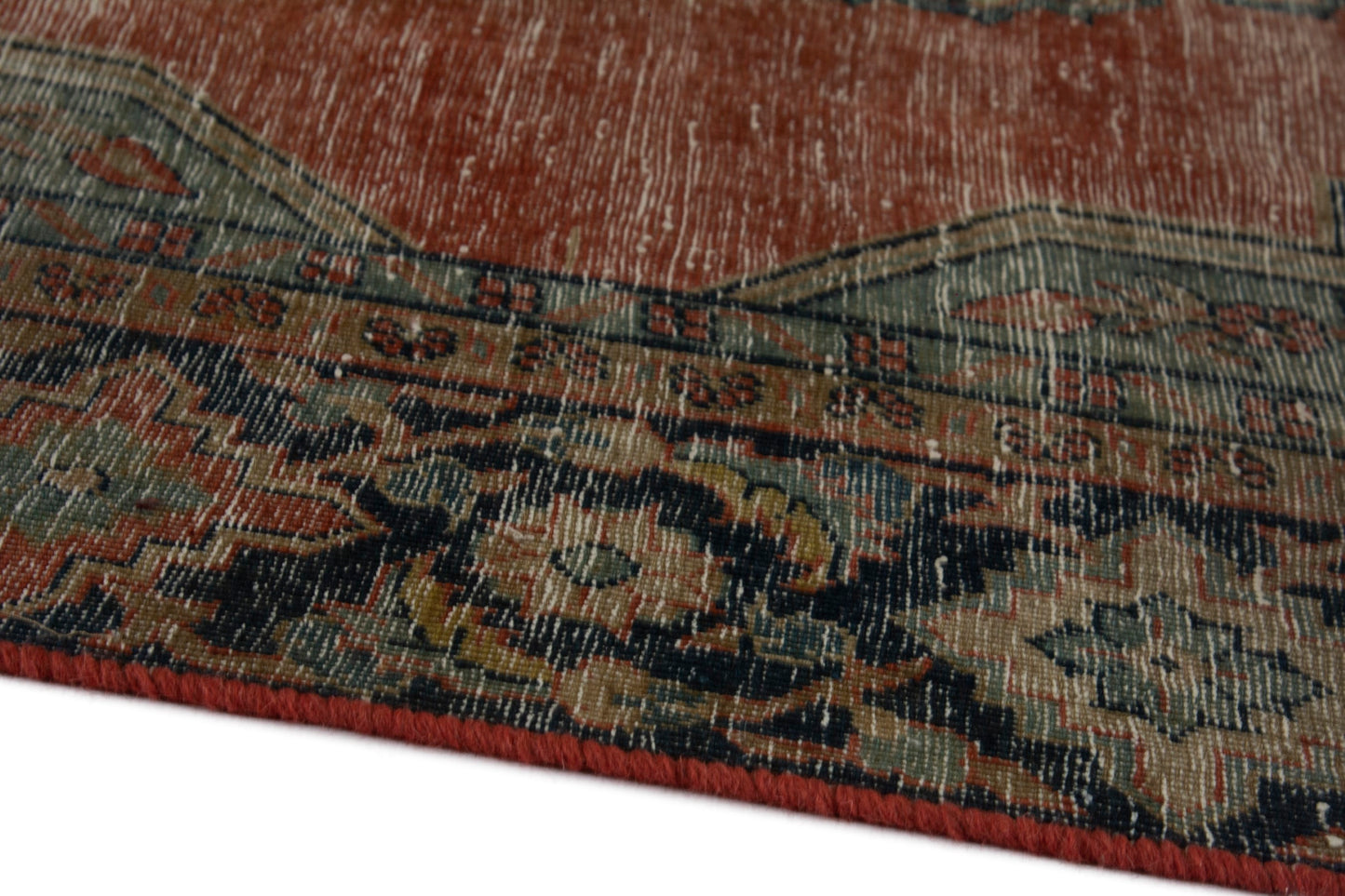 CAN_4141 - 8'1" x 12'4"