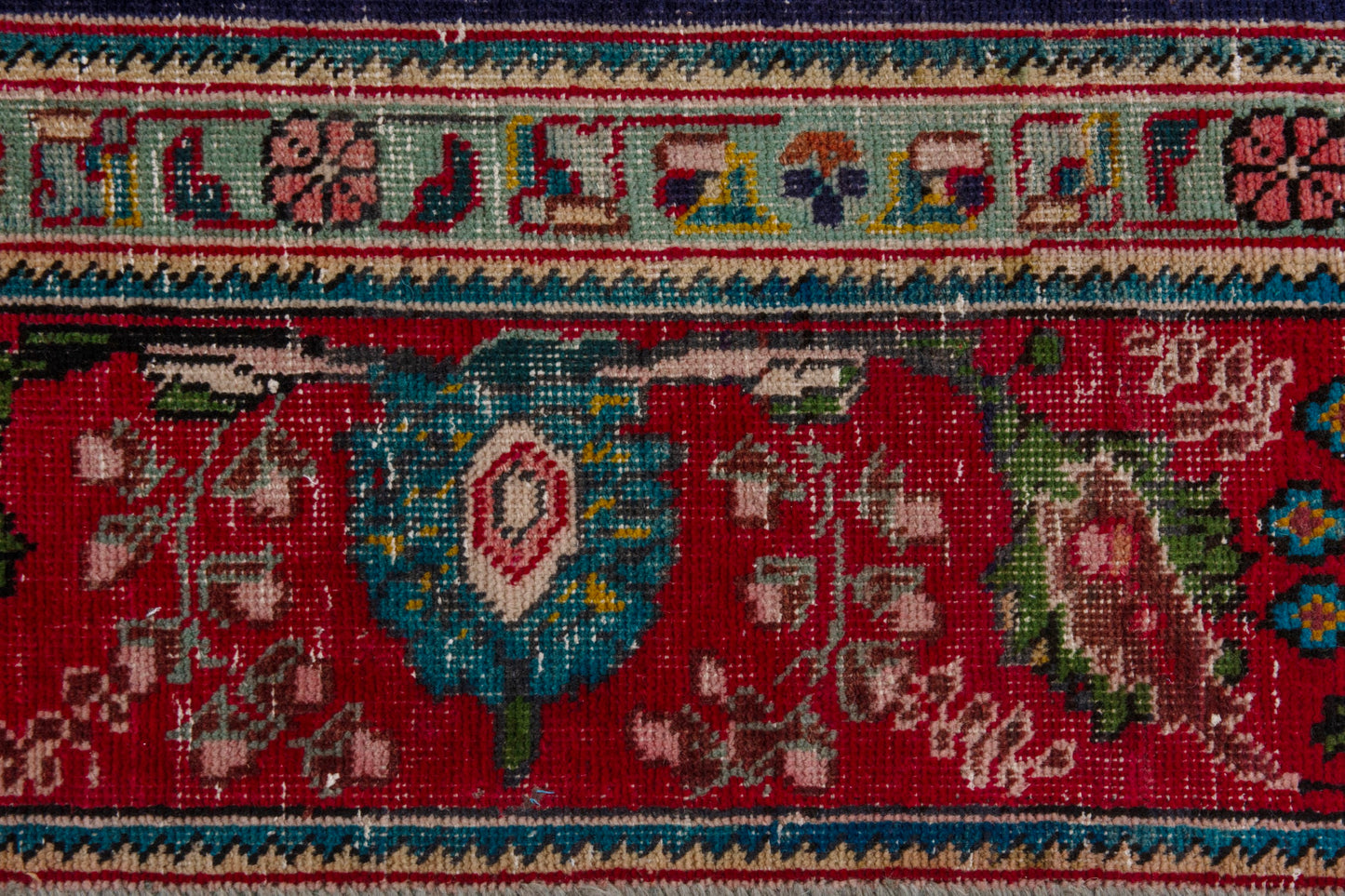 CAN_4152 - 7'6" x 10'3"