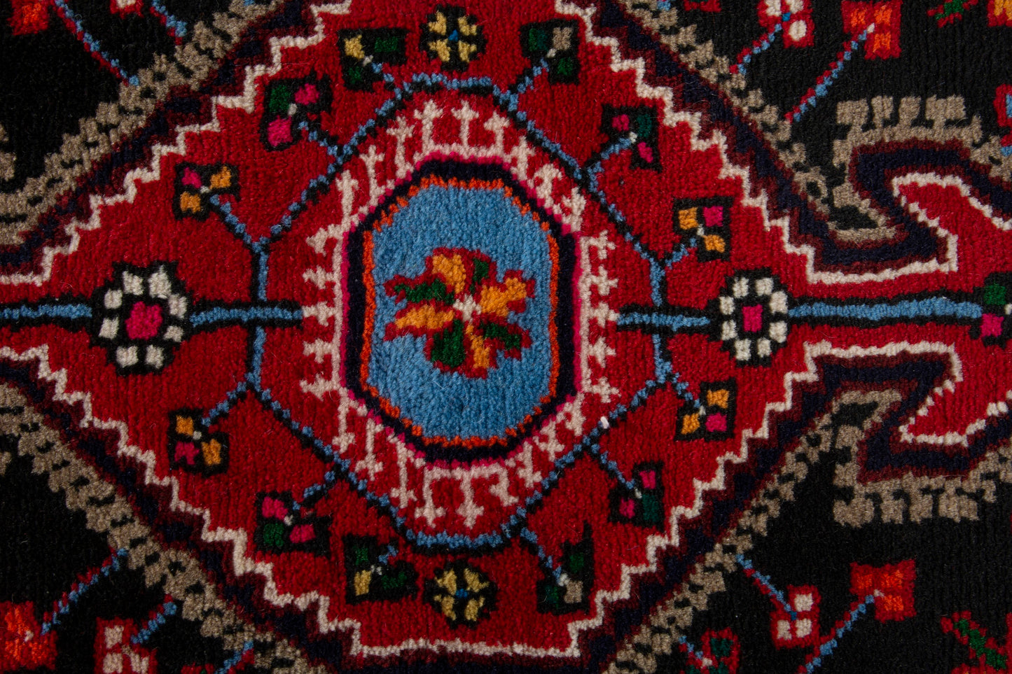 CAN_4166 - 2'4" x 3'3"