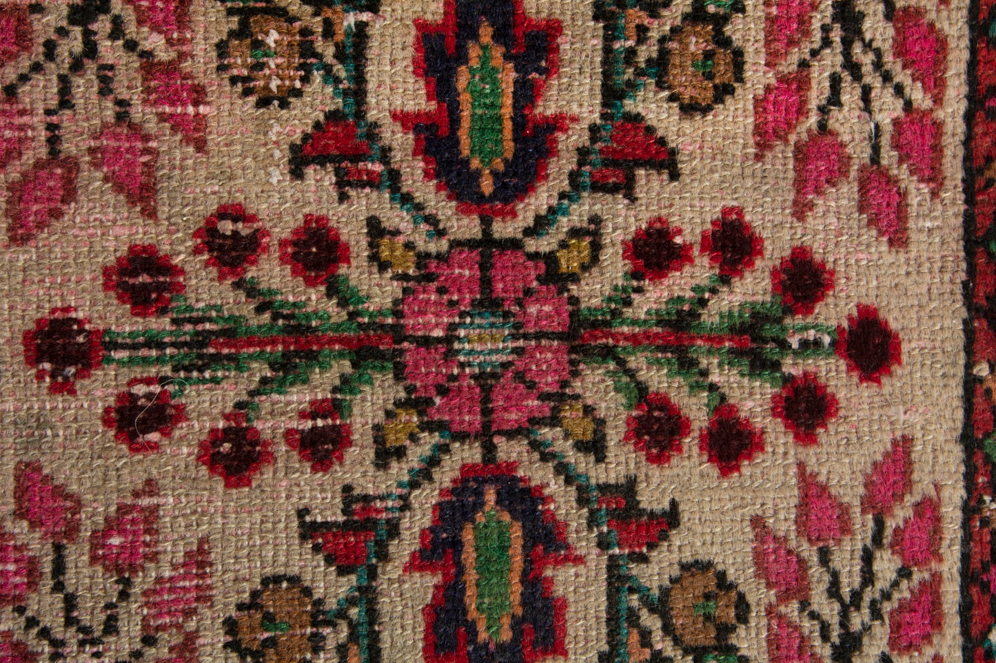 CAN_4169 - 1'5" x 2'