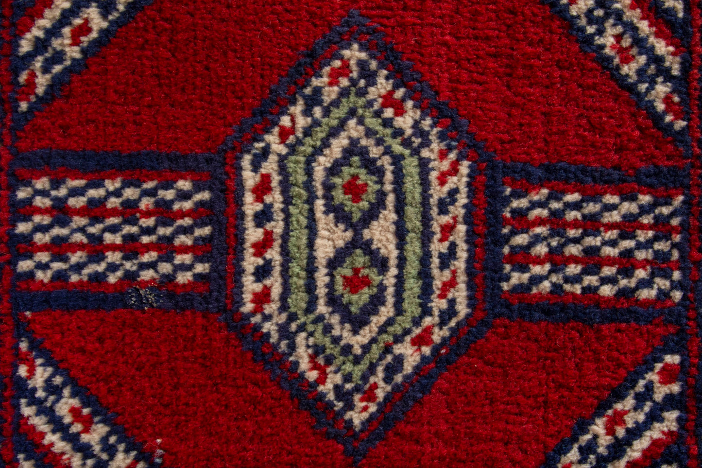 CAN_4191 - 3'3" x 1'10"