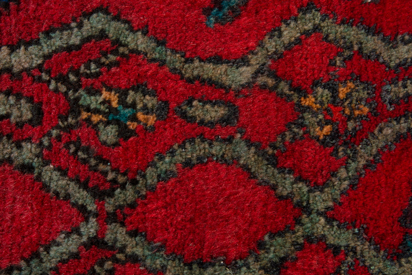 CAN_4198 - 2'2" x 3'7"