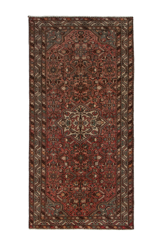 CAN_4226 - 4'11" x 10'4"
