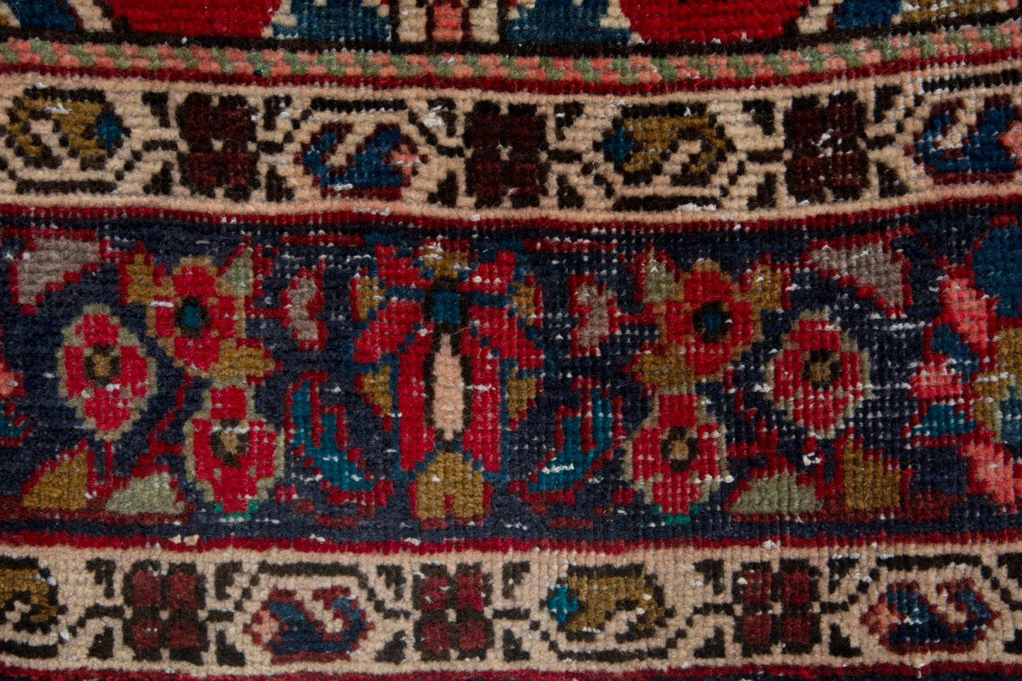 CAN_4240 - 3'7" x 8'2"